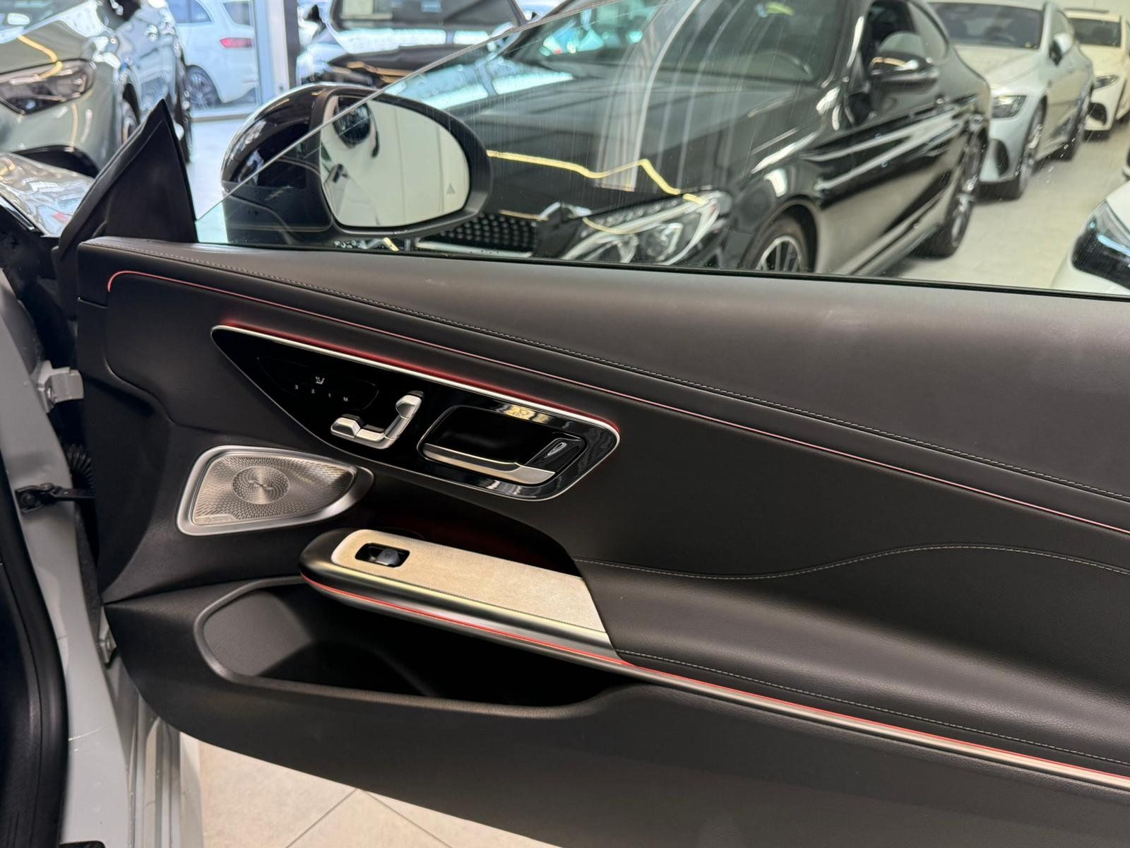 Fahrzeugabbildung Mercedes-Benz CLE 300 e AMG+NIGHT+DISTR+PANO+BURM+AHK+MEMORY