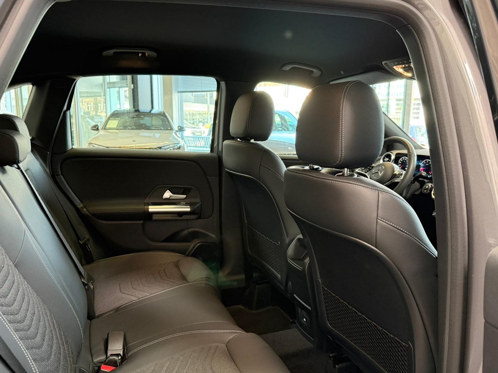 Fahrzeugabbildung Mercedes-Benz B 200 PROGRESSIVE KAMER+EASYPACK+LED+CARPLAY+DAB