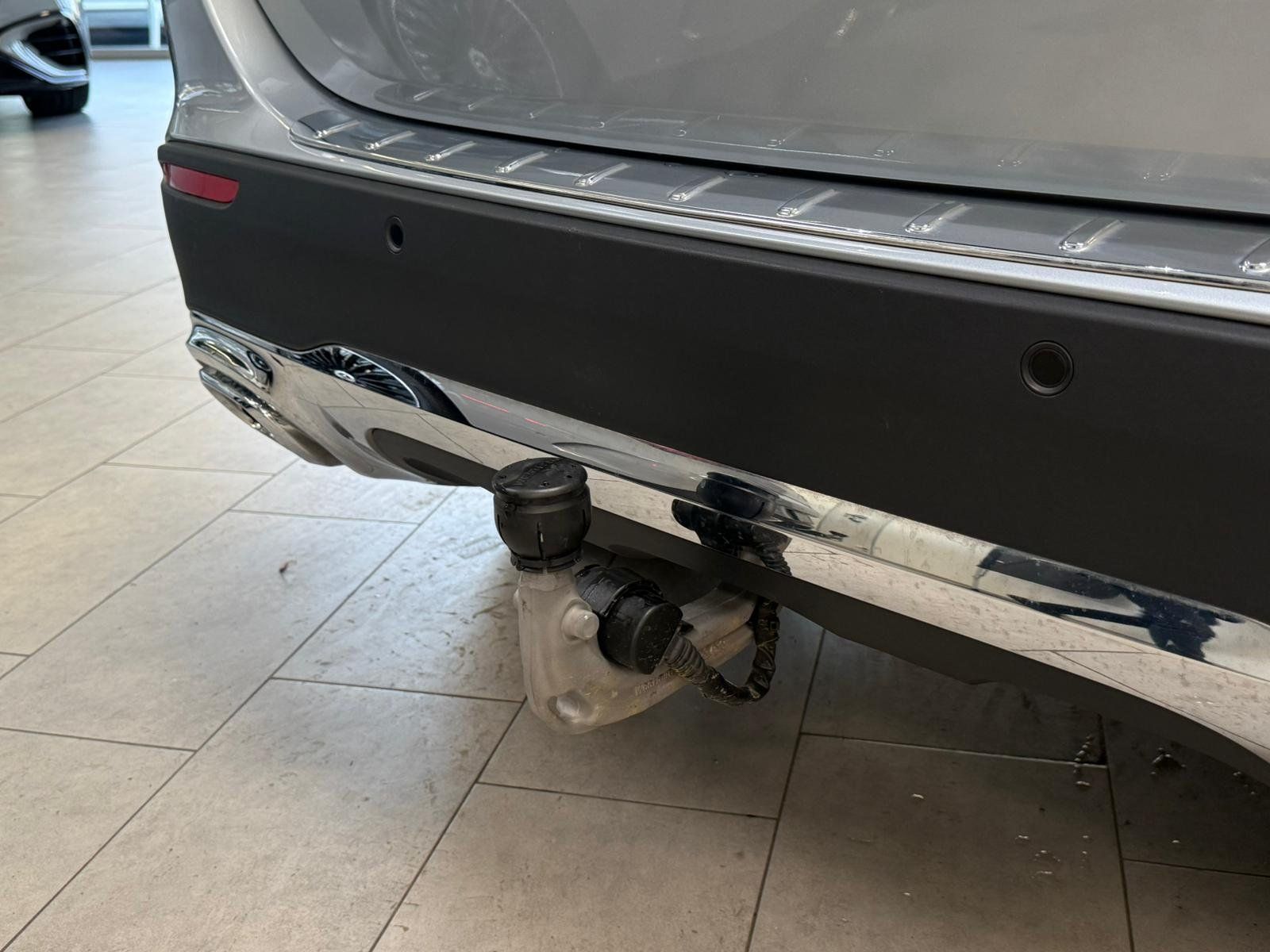 Fahrzeugabbildung Mercedes-Benz GLA 200 PROGRESSIVE ADV. 360°+AHK+EASYPACK+LED