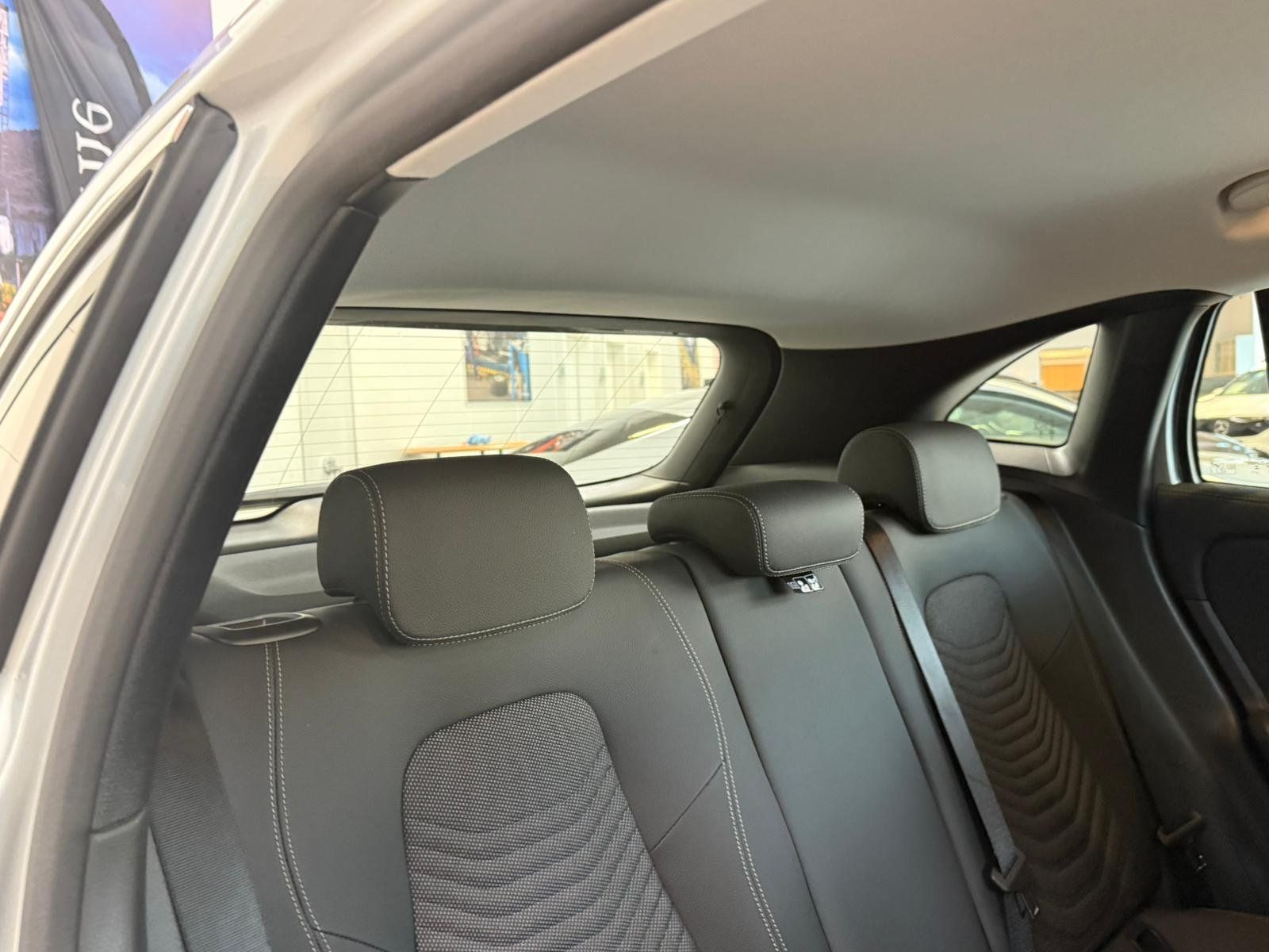 Fahrzeugabbildung Mercedes-Benz GLA 200 PROGRESSIVE ADV. 360°+AHK+EASYPACK+LED