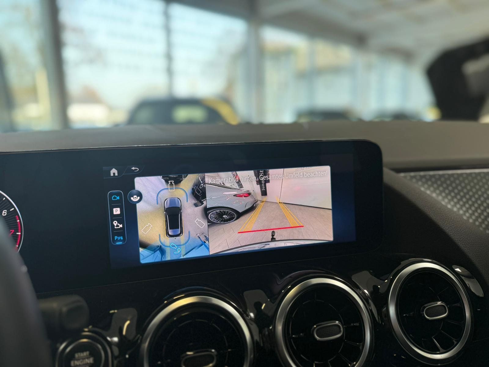 Fahrzeugabbildung Mercedes-Benz GLA 200 PROGRESSIVE ADV. 360°+AHK+EASYPACK+LED