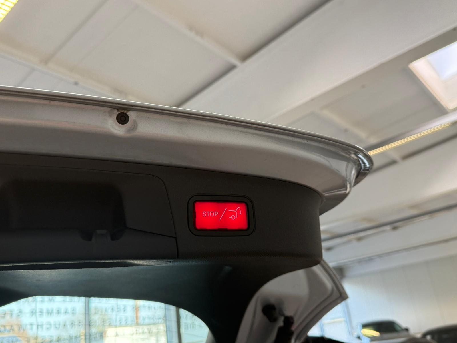 Fahrzeugabbildung Mercedes-Benz GLA 200 PROGRESSIVE ADV. 360°+AHK+EASYPACK+LED