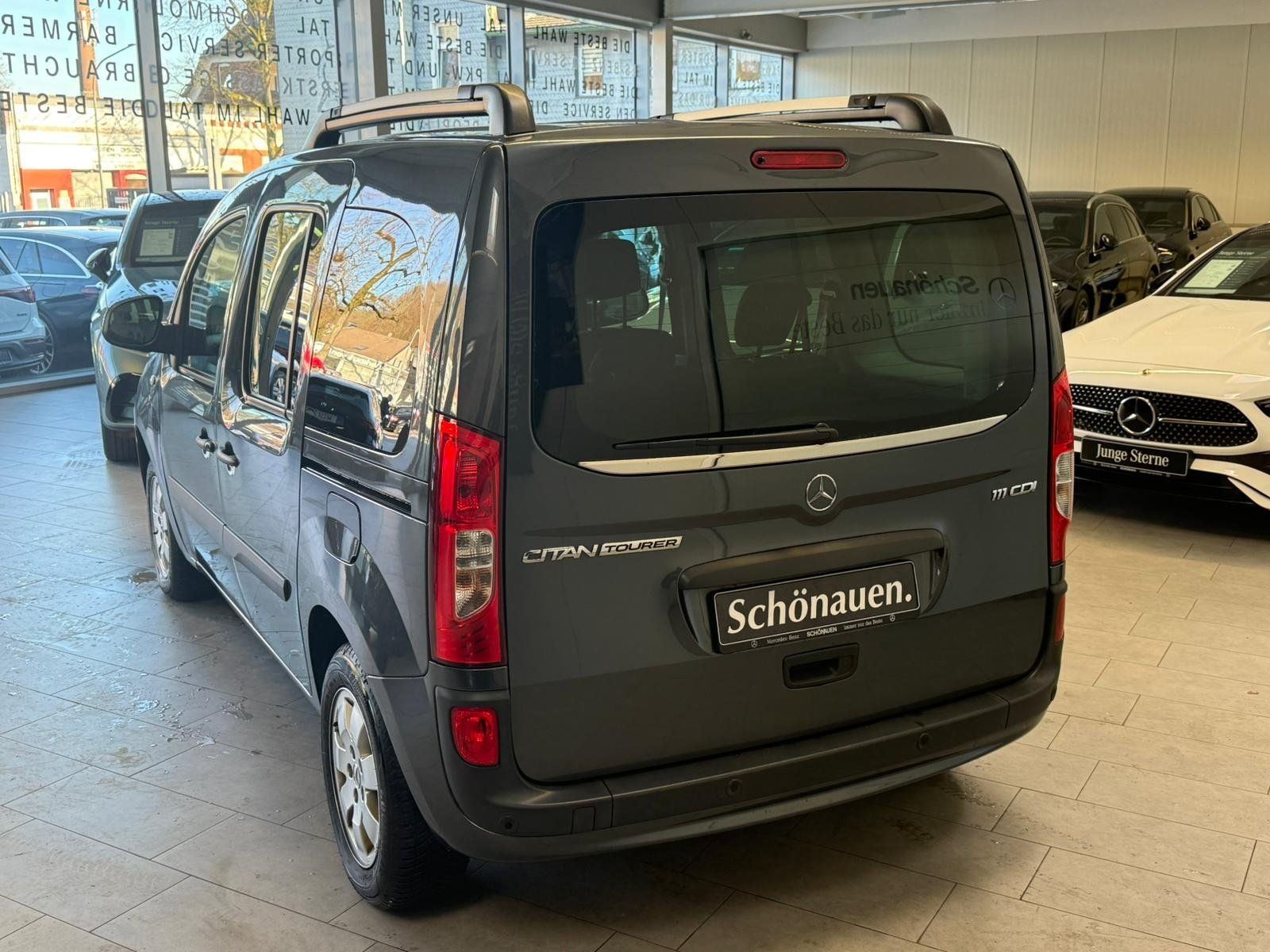 Fahrzeugabbildung Mercedes-Benz 111 CDI Lang TOURER EDITION+KAMERA+NAVI+DAB