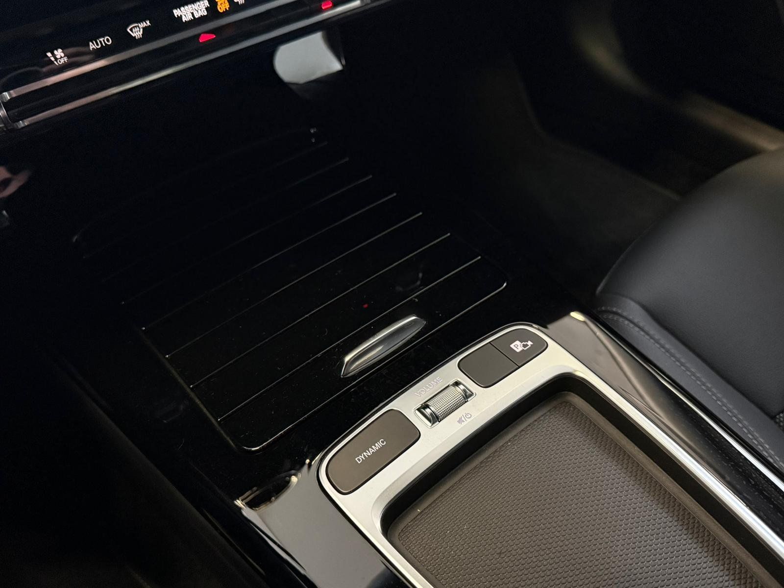 Fahrzeugabbildung Mercedes-Benz A 200 PROGRESSIVE ADV. KAMERA+LED+DAB+LENKRADHZ