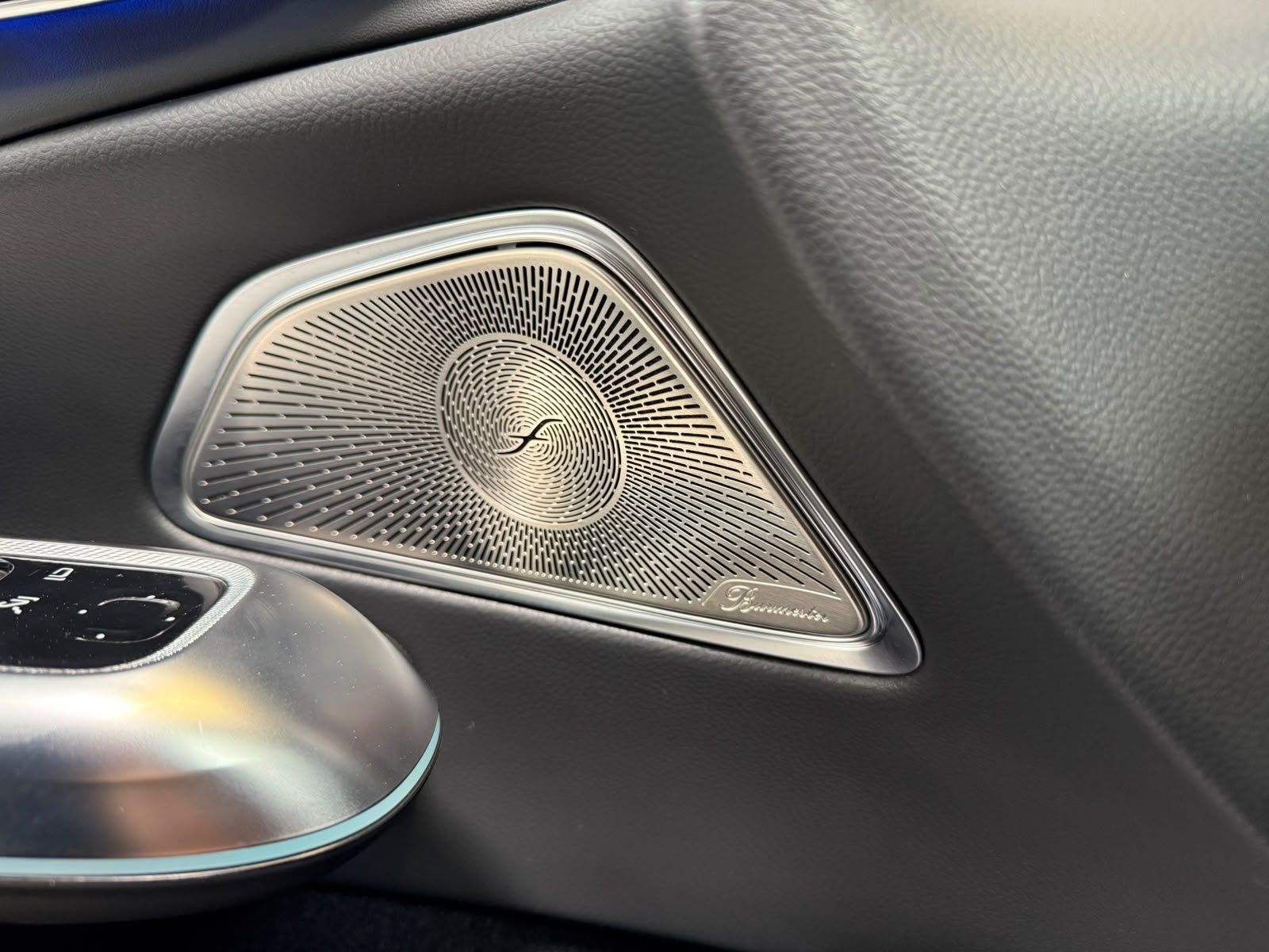 Fahrzeugabbildung Mercedes-Benz E 53 4M+ T DRIVERS+PERF+BURM4D+PANO+HUD+AHK+360°