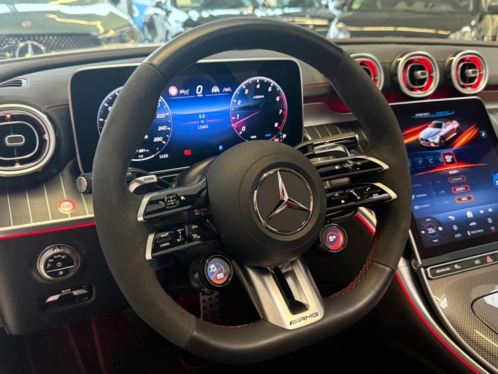 Fahrzeugabbildung Mercedes-Benz CLE 53 4M+ Cabriolet SITZKLI+BURM+NIGHT+MEMO+360