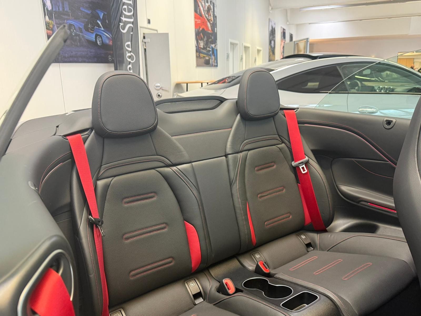 Fahrzeugabbildung Mercedes-Benz CLE 53 4M+ Cabriolet SITZKLI+BURM+NIGHT+MEMO+360