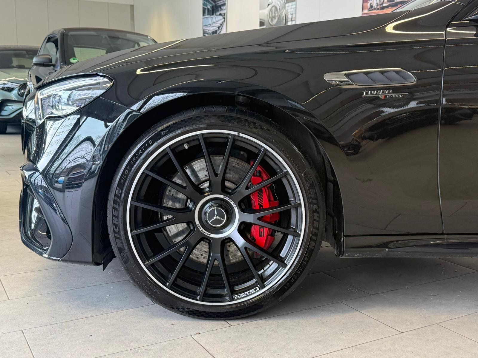 Fahrzeugabbildung Mercedes-Benz E 53 Hybrid 4M+ T DYN.PLUS+BURM4D+NIGHTII+MEMORY