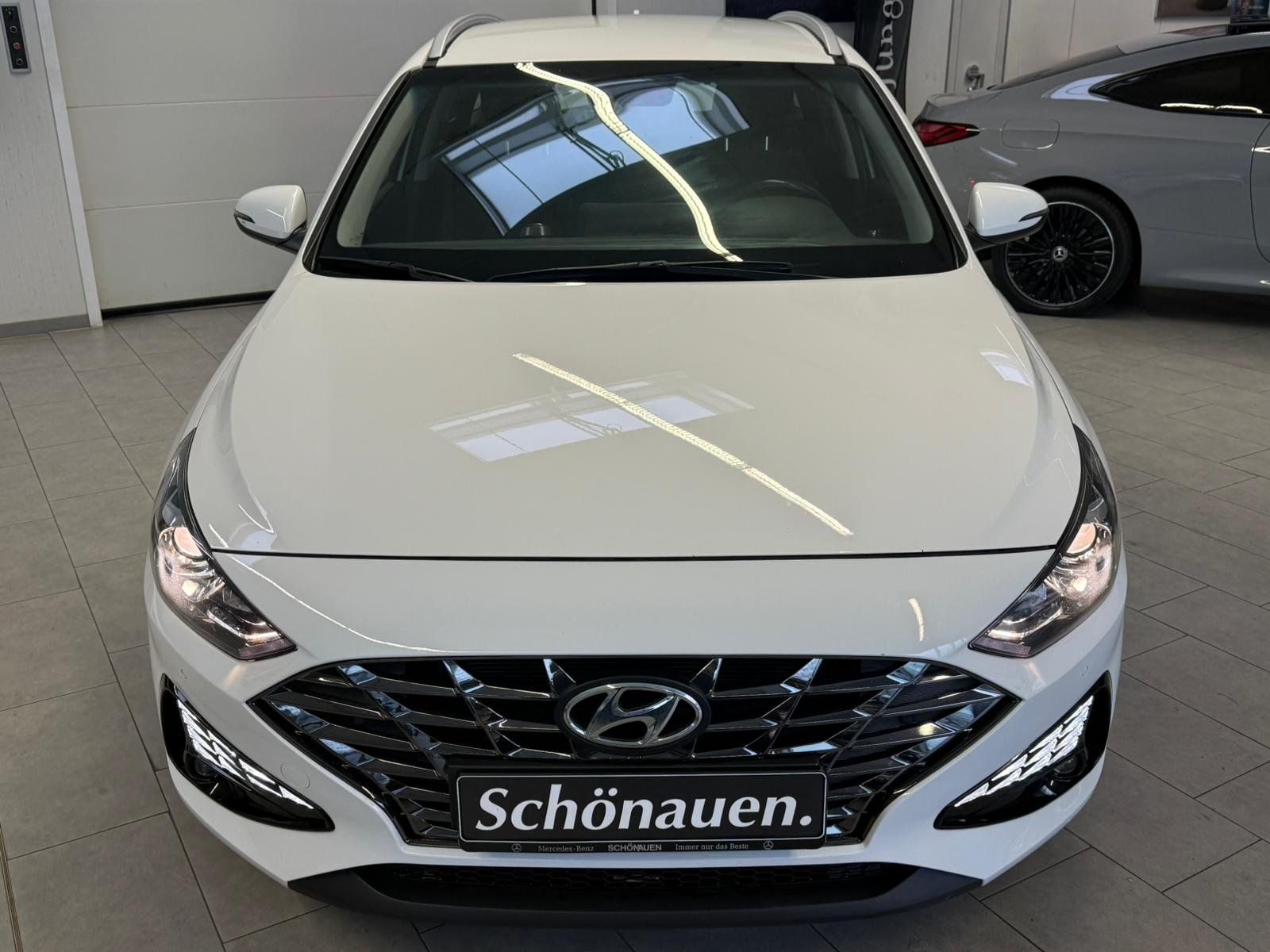 Fahrzeugabbildung Hyundai i30 1.5 TGDI KAMERA+KLIMA+LED+TEMPOMAT+SITZHZ+