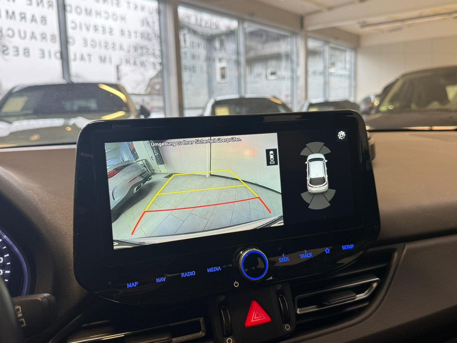 Fahrzeugabbildung Hyundai i30 1.5 TGDI KAMERA+KLIMA+LED+TEMPOMAT+SITZHZ+