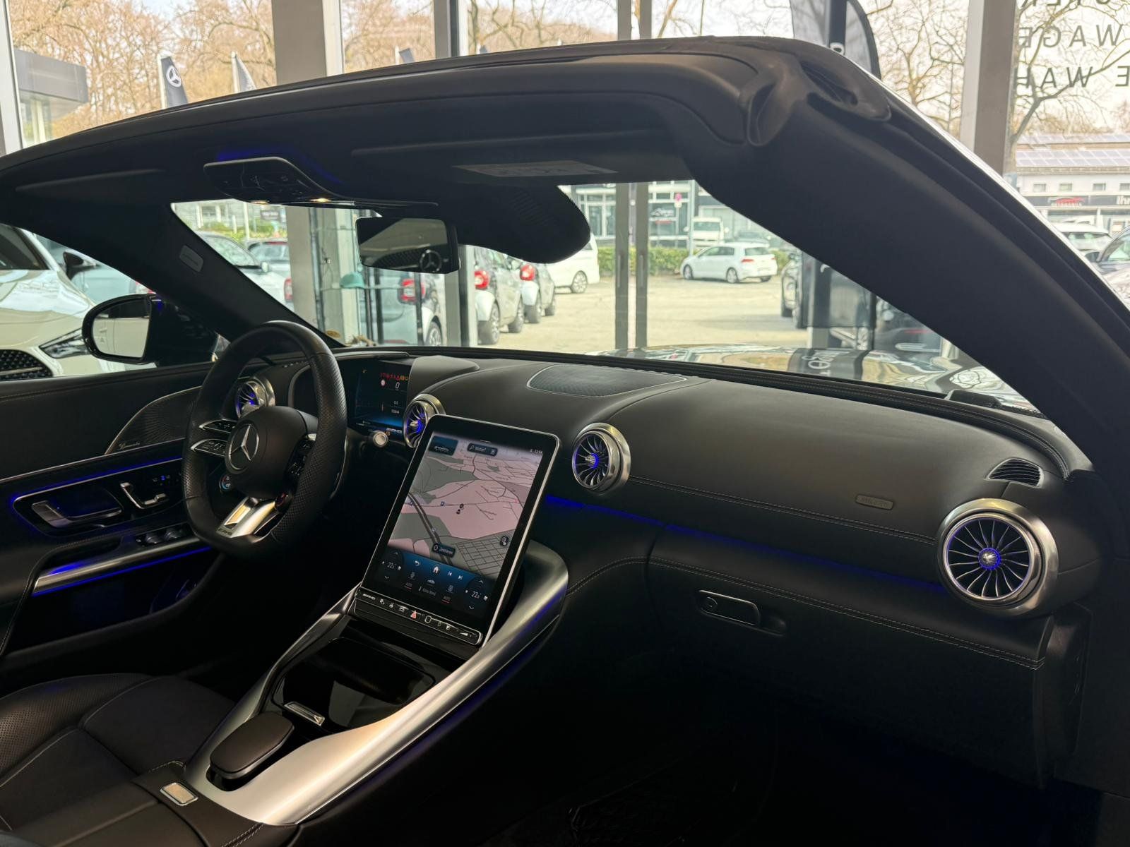 Fahrzeugabbildung Mercedes-Benz SL63 4M+ KERAMIK+FAP+DISTR+NIGHT+BURM+EDW+MEMORY