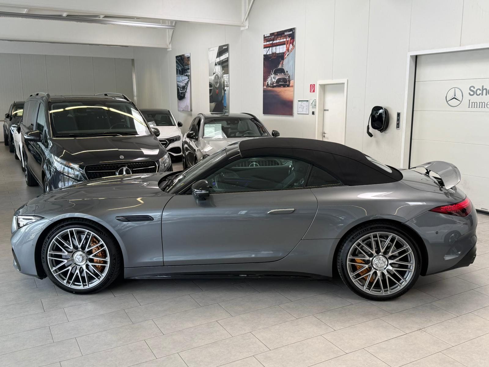 Fahrzeugabbildung Mercedes-Benz SL63 4M+ KERAMIK+FAP+DISTR+NIGHT+BURM+EDW+MEMORY