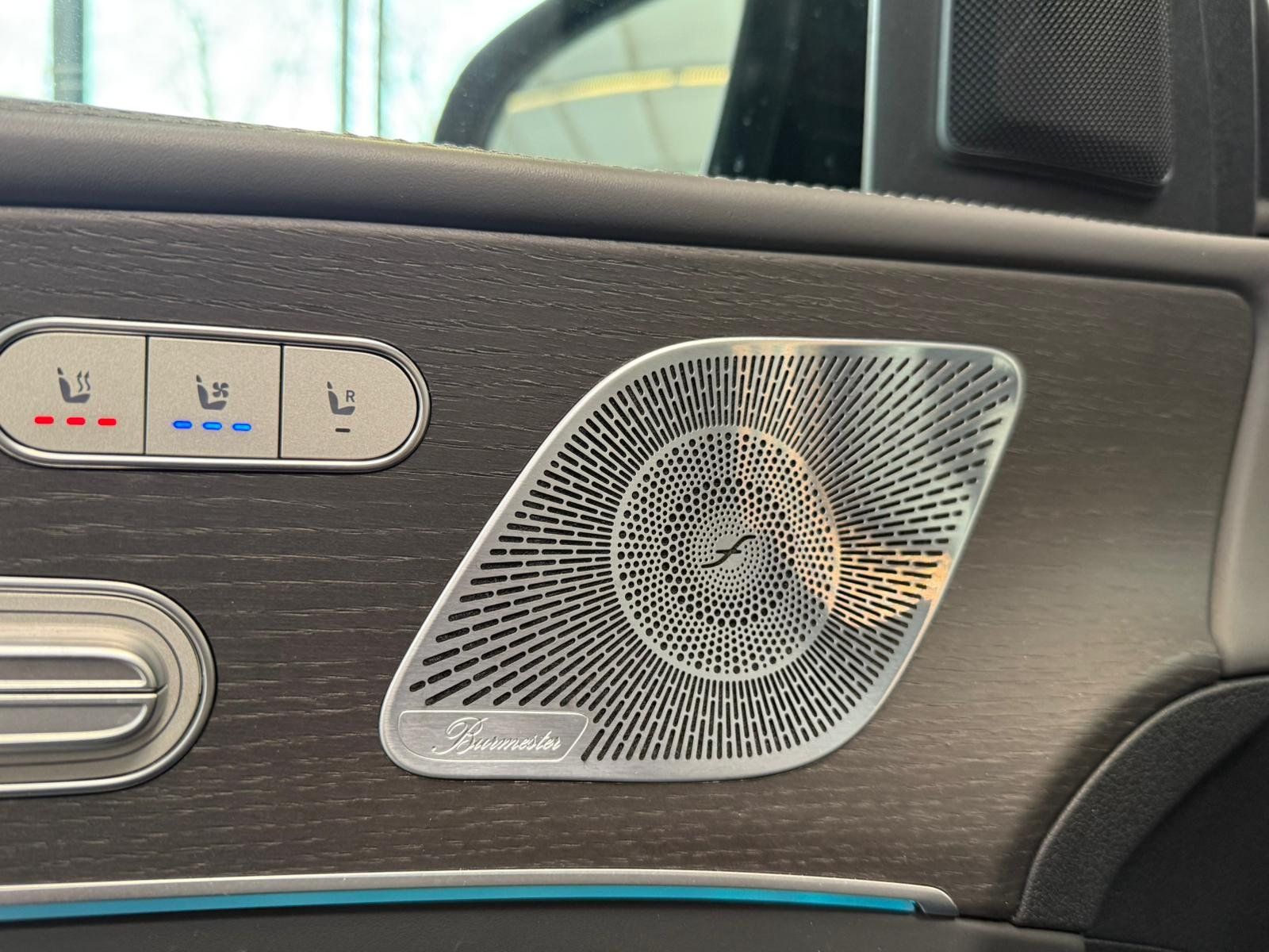 Fahrzeugabbildung Mercedes-Benz GLE 400 d 4M AMG AIRMATIC+AHK+FAP+PANO+MBEAM+7SI