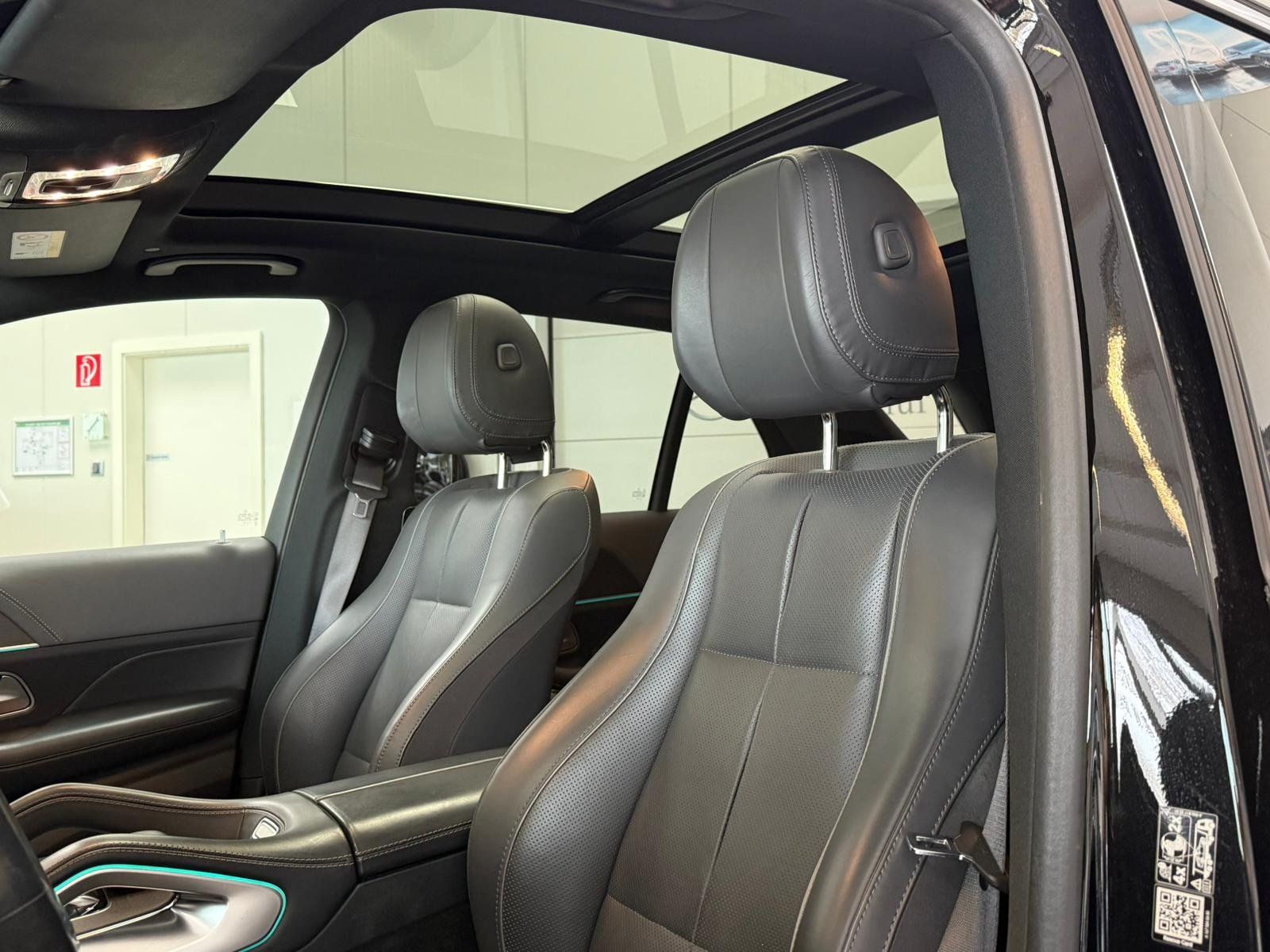 Fahrzeugabbildung Mercedes-Benz GLE 400 d 4M AMG AIRMATIC+AHK+FAP+PANO+MBEAM+7SI