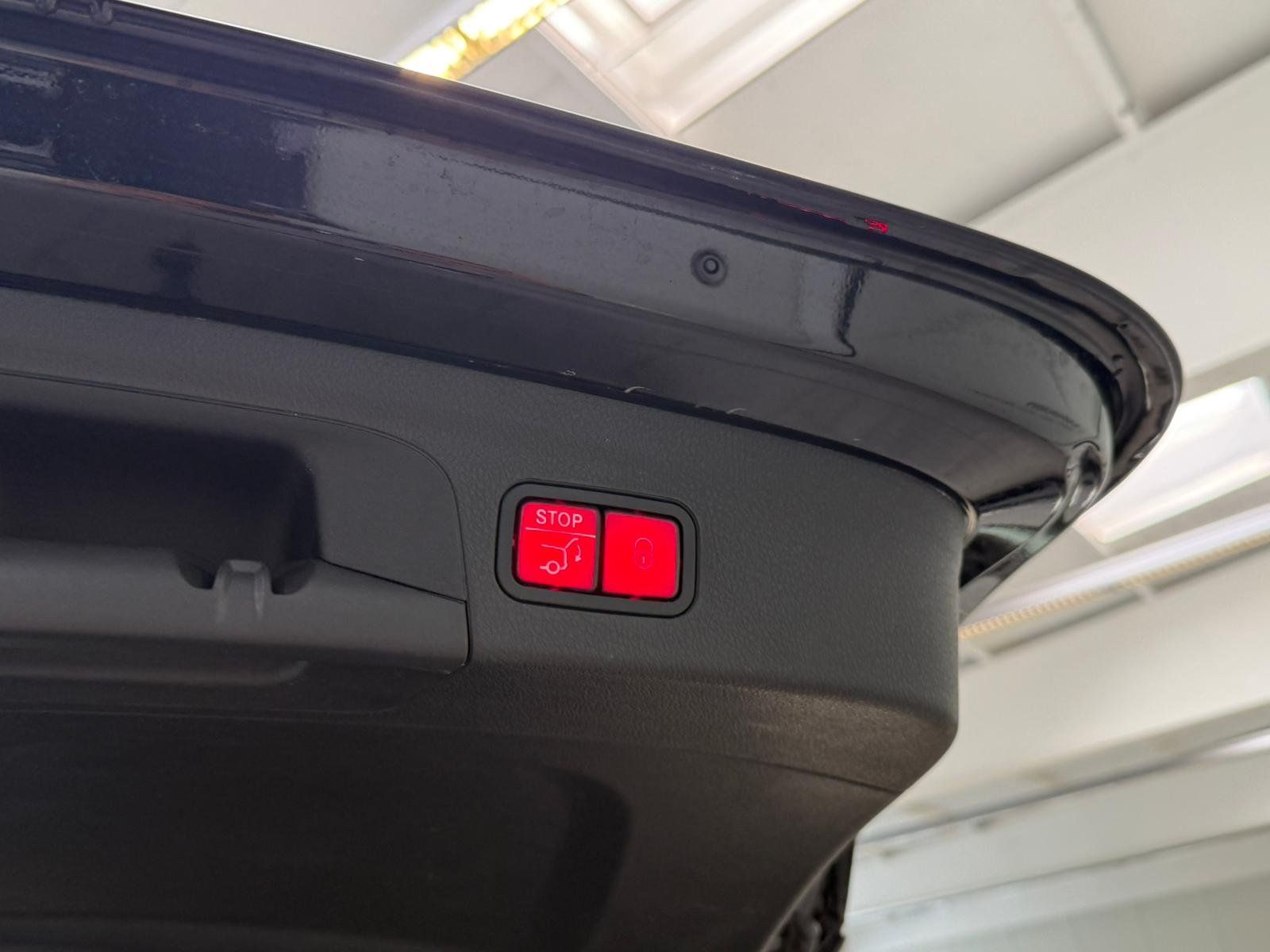 Fahrzeugabbildung Mercedes-Benz GLE 400 d 4M AMG AIRMATIC+AHK+FAP+PANO+MBEAM+7SI