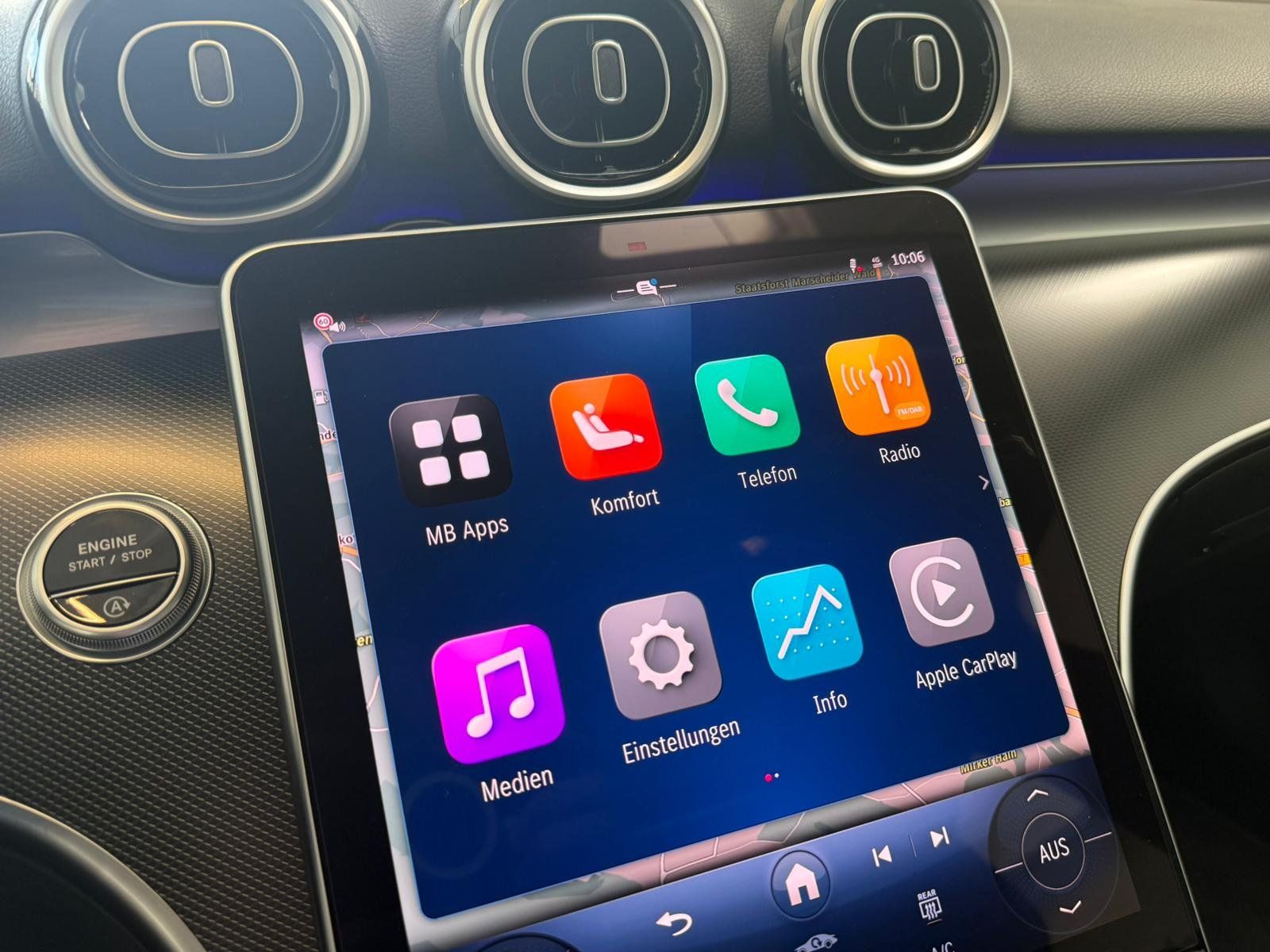 Fahrzeugabbildung Mercedes-Benz C 200 AVANTGARDE DISTR+PANO+KEYLESS+360°+TOTW