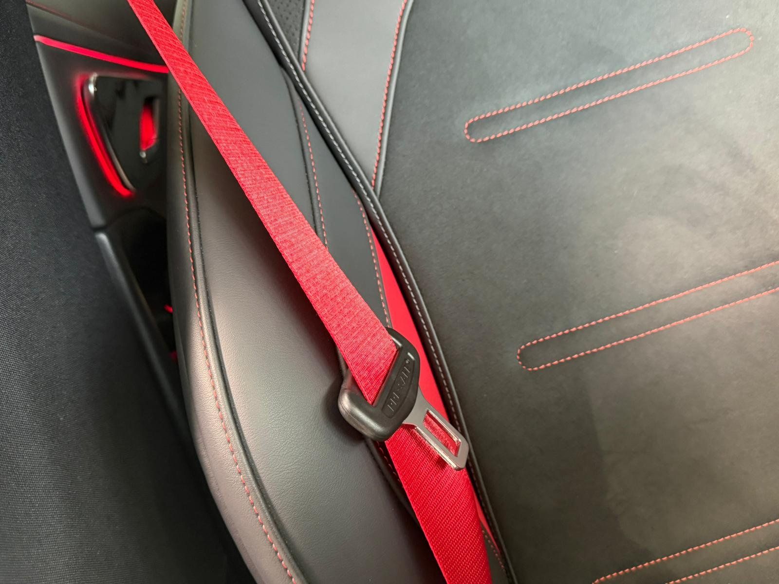 Fahrzeugabbildung Mercedes-Benz E53 Hybrid 4M+ DISTR+KEYLESS+MEMORY+360°+CARPLAY