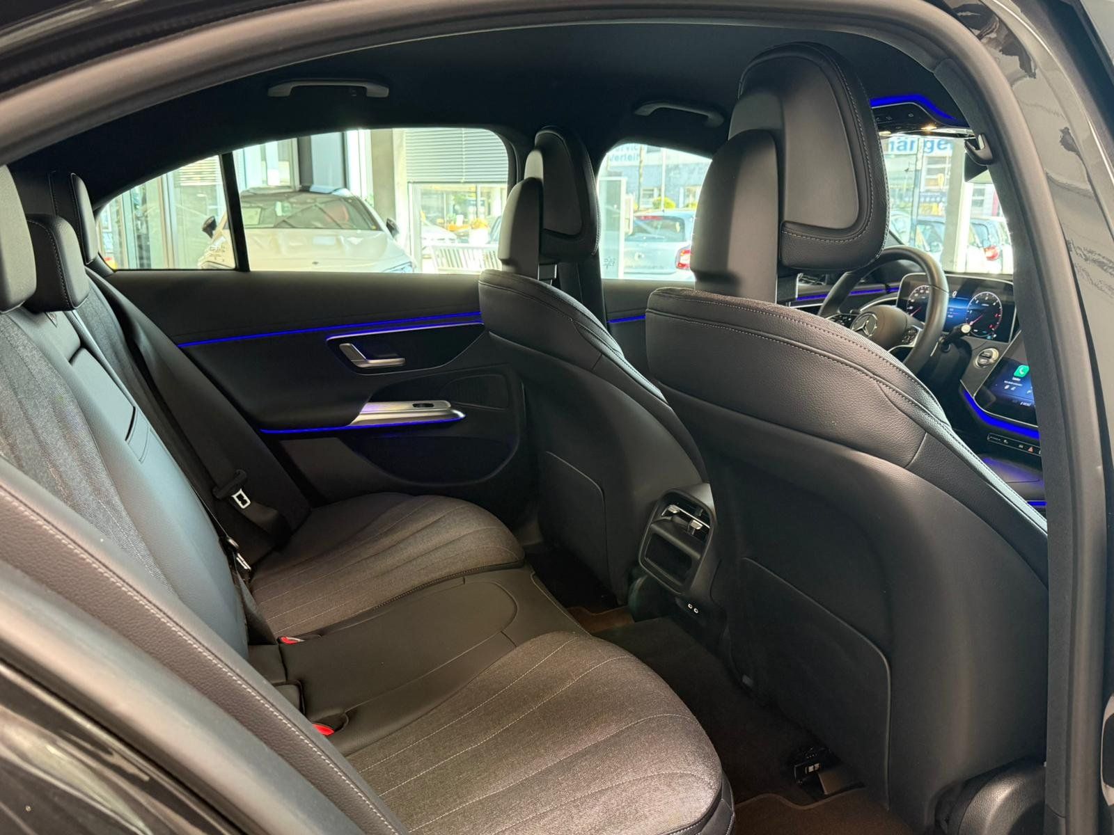 Fahrzeugabbildung Mercedes-Benz E 220 d ADVANCED PLUS+DISTR+360°+KEYLESS+MEMORY