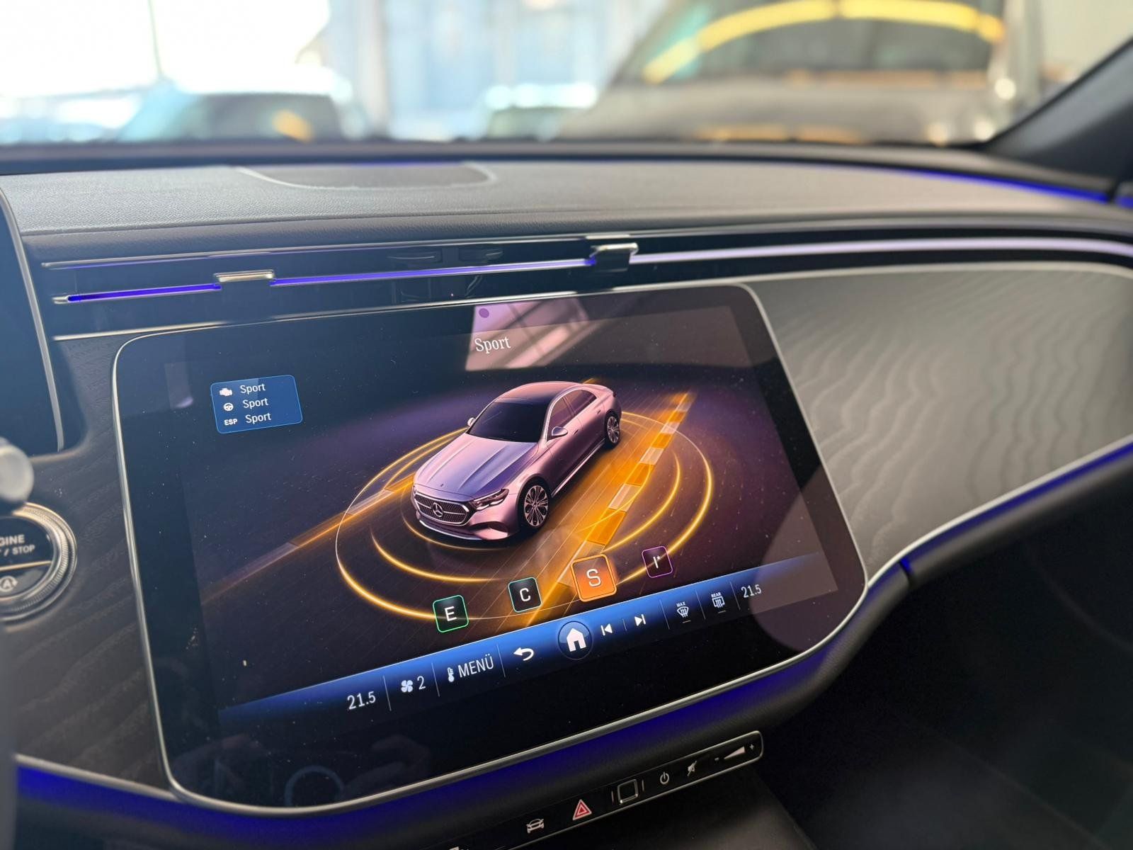 Fahrzeugabbildung Mercedes-Benz E 220 d ADVANCED PLUS+DISTR+360°+KEYLESS+MEMORY