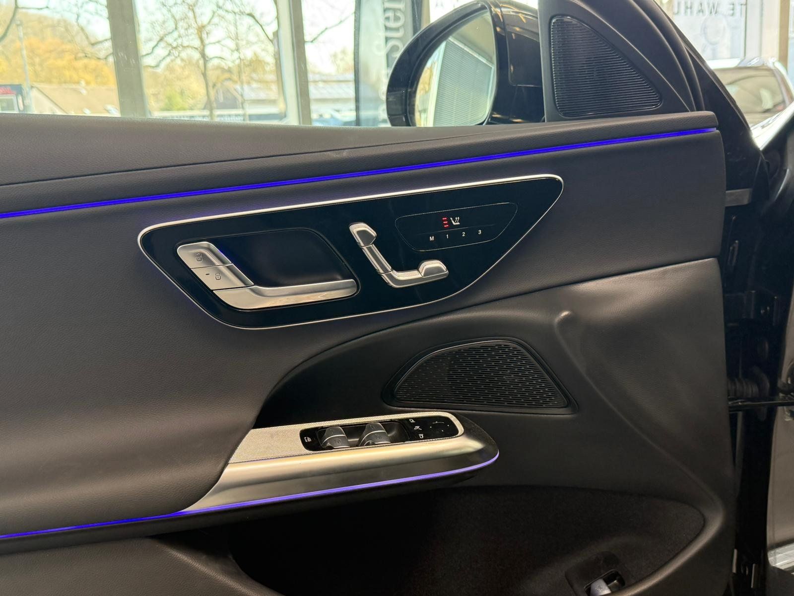 Fahrzeugabbildung Mercedes-Benz E 220 d ADVANCED PLUS+DISTR+360°+KEYLESS+MEMORY