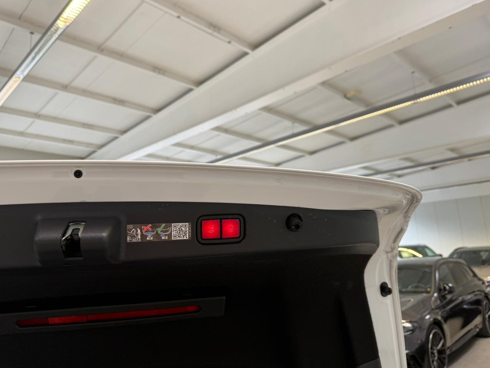 Fahrzeugabbildung Mercedes-Benz E 53 Hybrid 4M+ NIGHT+BURM4D+FAP+DISTR+MEMORY