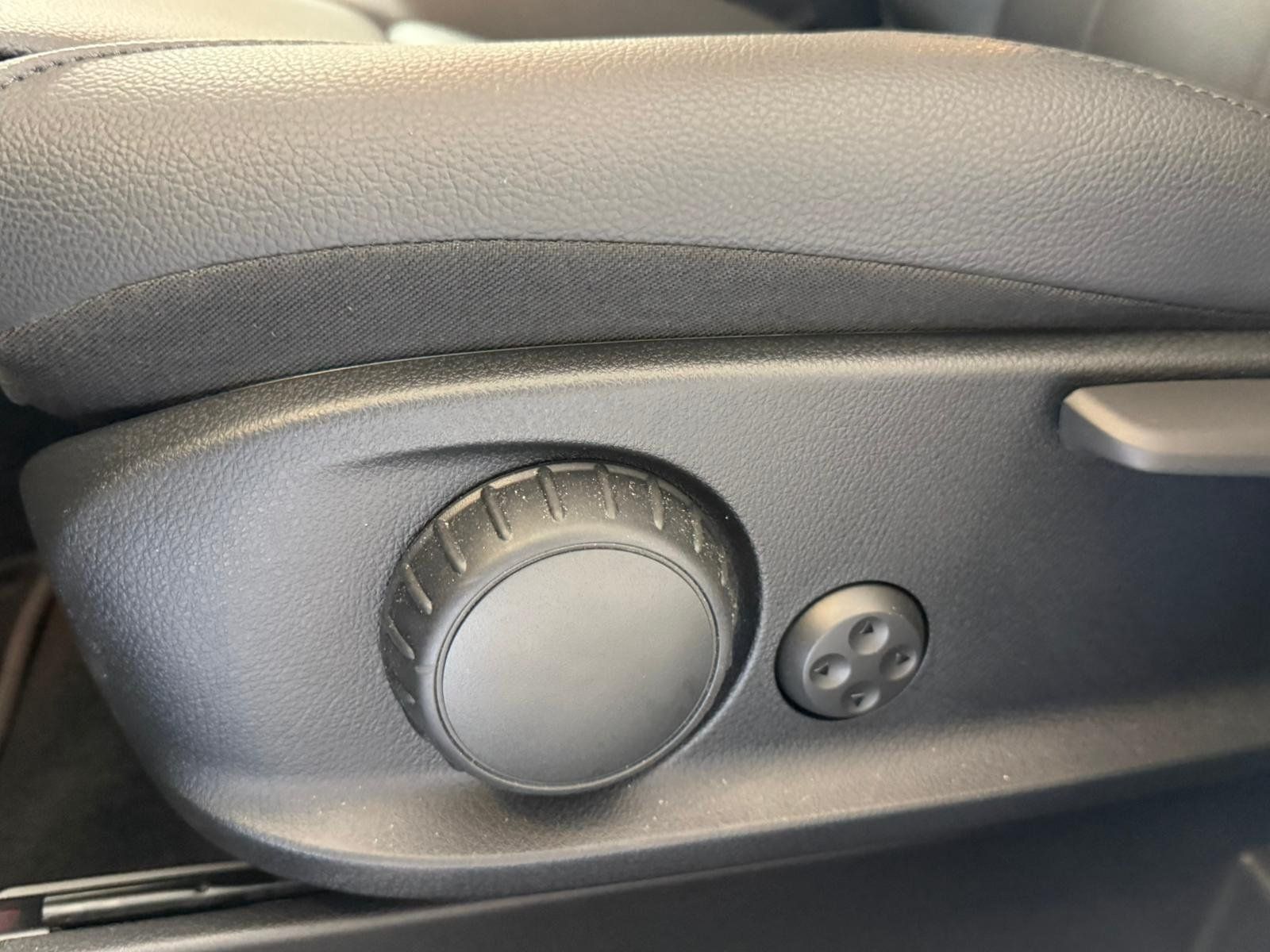 Fahrzeugabbildung Mercedes-Benz B 200 d PROGRESSIVE ADV. KAMERA+LED+EASYPACK+DAB