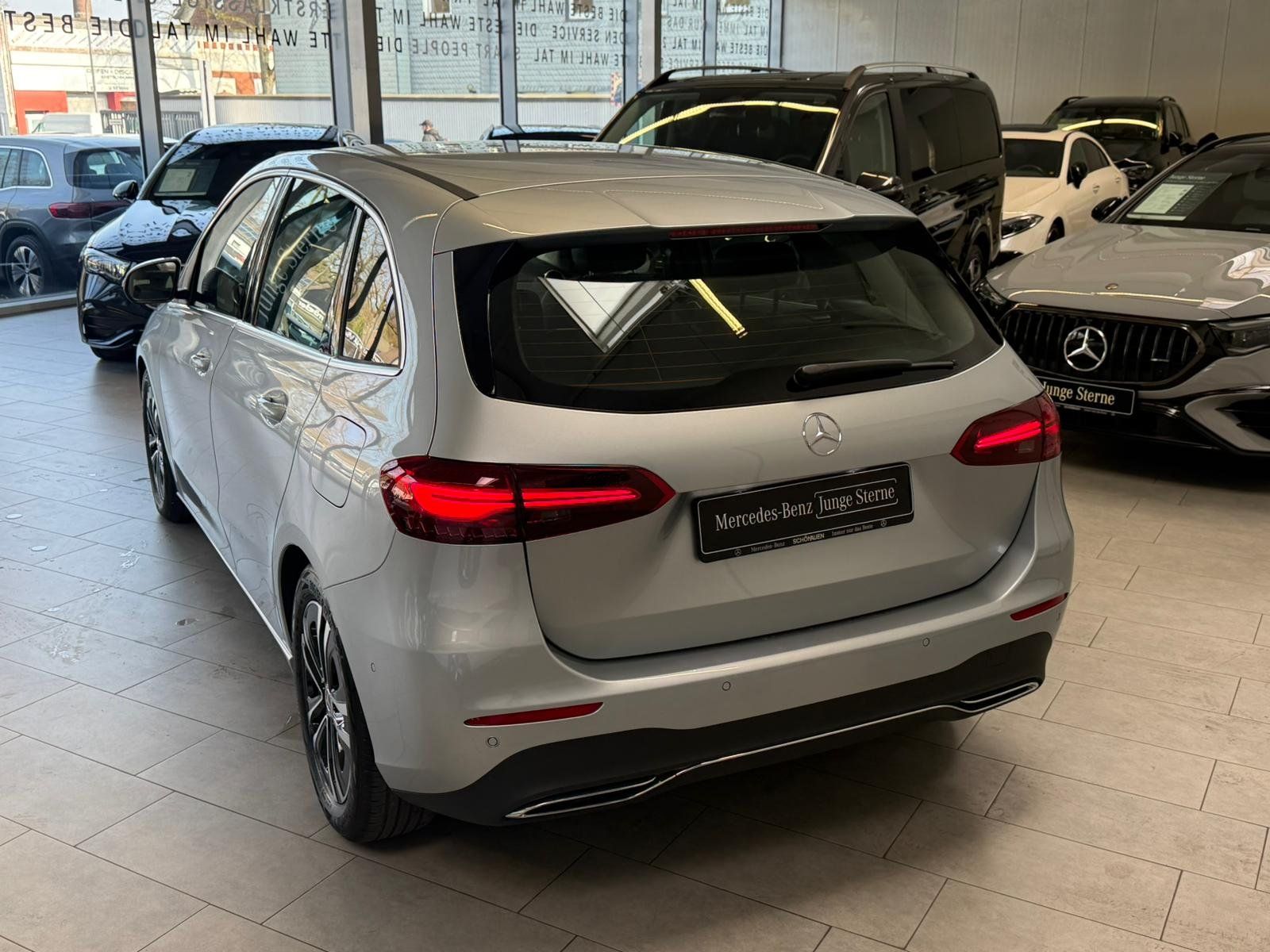 Fahrzeugabbildung Mercedes-Benz B 200 d PROGRESSIVE ADV. KAMERA+LED+EASYPACK+DAB