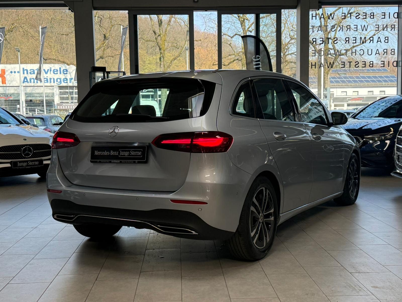 Fahrzeugabbildung Mercedes-Benz B 200 d PROGRESSIVE ADV. KAMERA+LED+EASYPACK+DAB