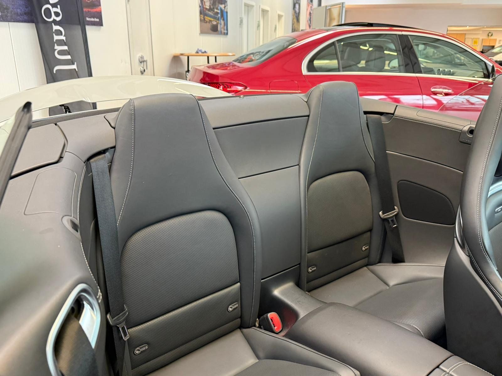 Fahrzeugabbildung Mercedes-Benz SL 63 AMG 4M+ PERFSITZE+BURM+KEYLESS+EDW+HUD+360