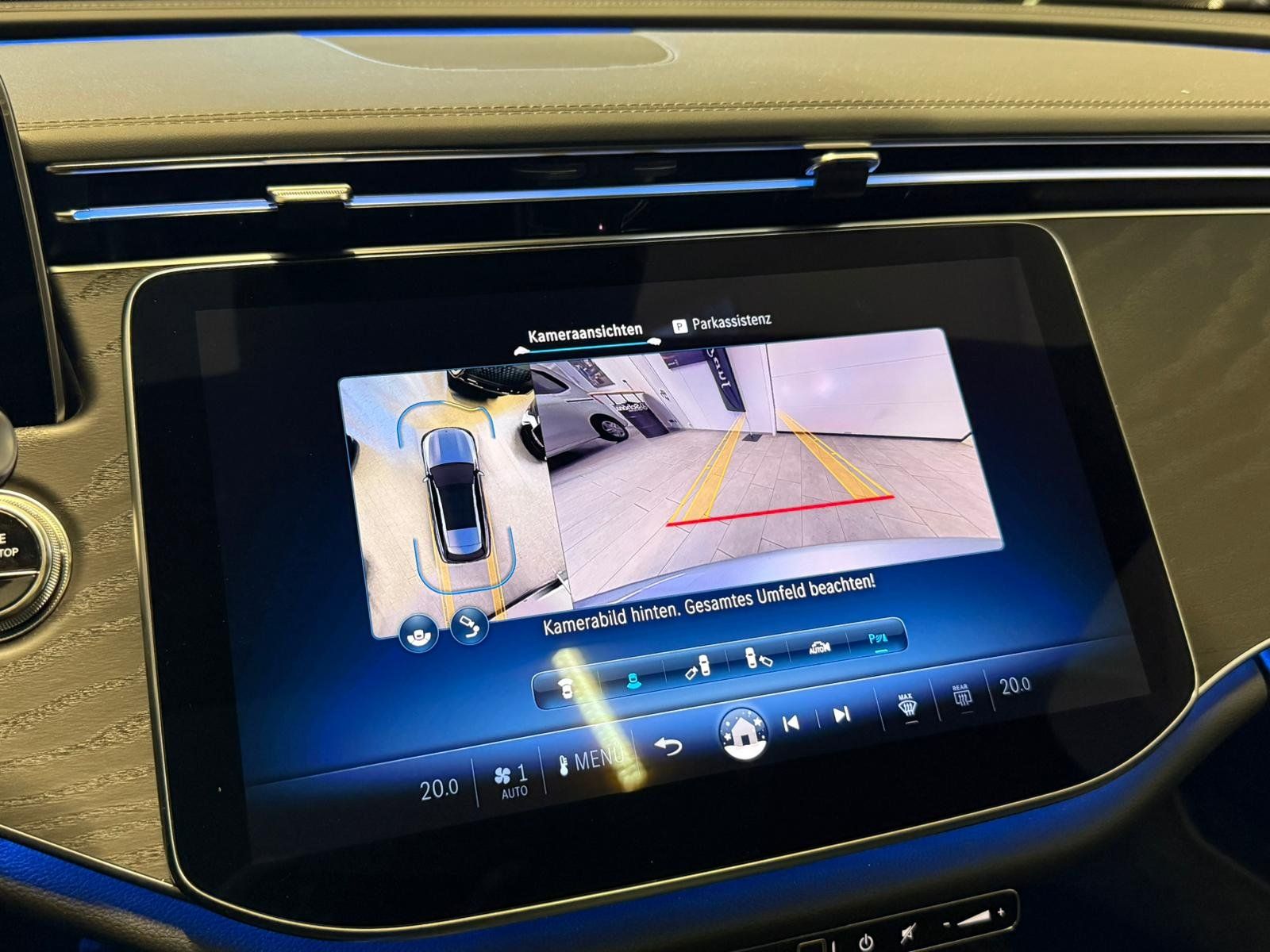 Fahrzeugabbildung Mercedes-Benz E 450 d 4M T AMG+PANO+DISTR+AHK+NIGHT+360+MEMORY