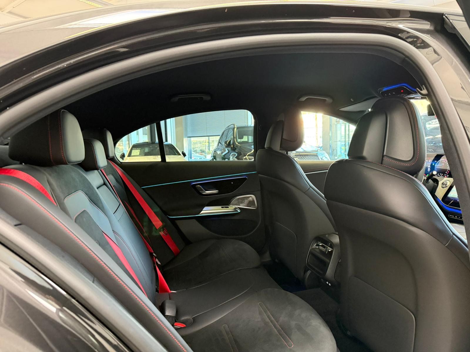 Fahrzeugabbildung Mercedes-Benz E 53 Hybrid 4M+ NIGHT+DISTR+BURM4D+MEMORY+360°