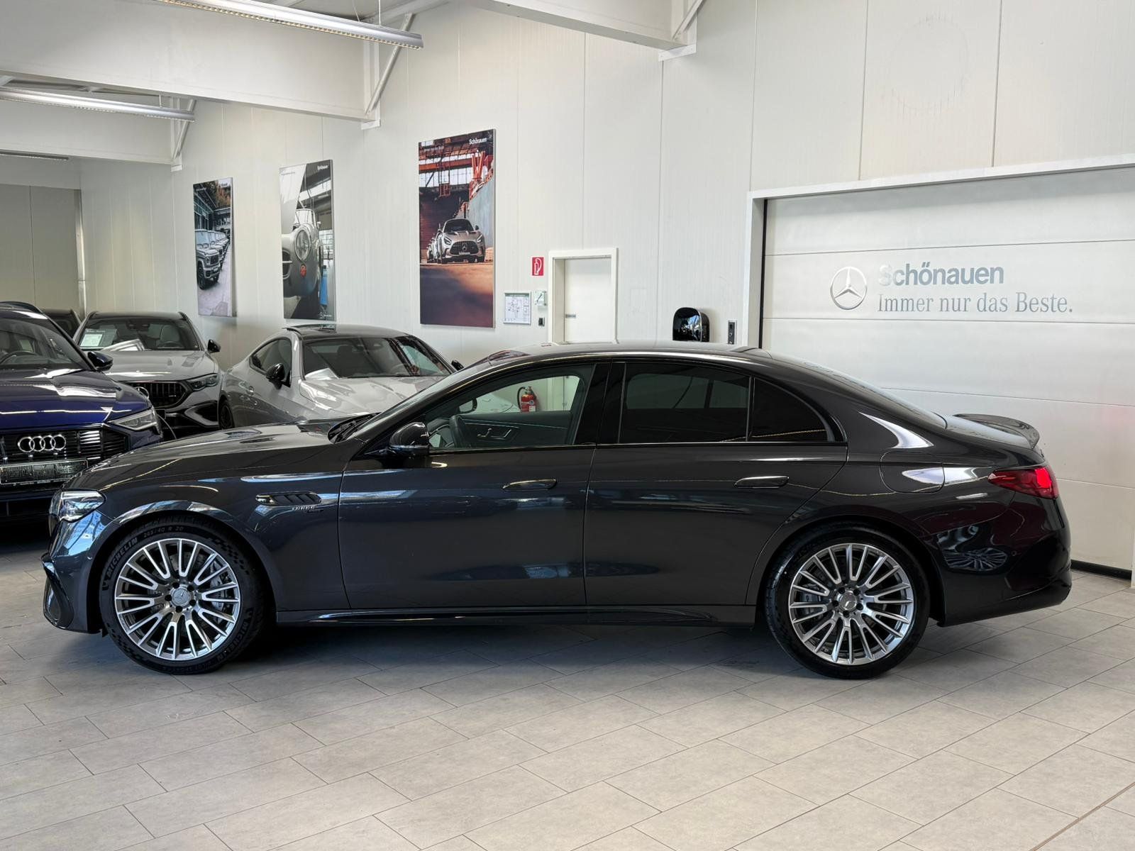 Fahrzeugabbildung Mercedes-Benz E 53 Hybrid 4M+ NIGHT+DISTR+BURM4D+MEMORY+360°