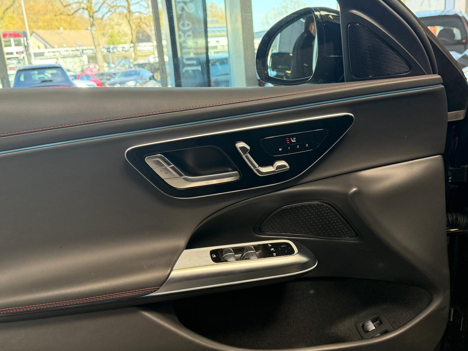 Fahrzeugabbildung Mercedes-Benz E 53 Hybrid 4M+ T DRIVERS+AHK+PANO+NIGHT+DISTR