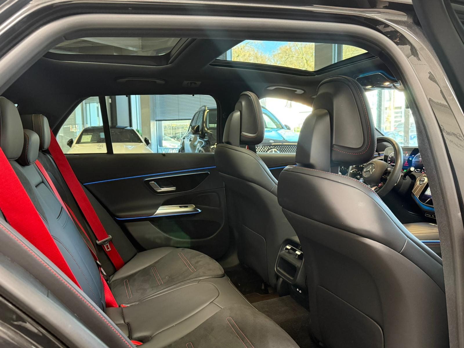 Fahrzeugabbildung Mercedes-Benz E 53 Hybrid 4M+ T DRIVERS+AHK+PANO+NIGHT+DISTR