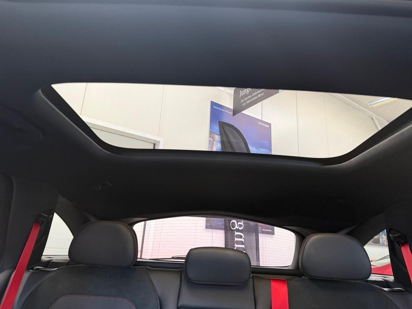 Fahrzeugabbildung Mercedes-Benz E 53 Hybrid 4M+ T DRIVERS+AHK+PANO+NIGHT+DISTR