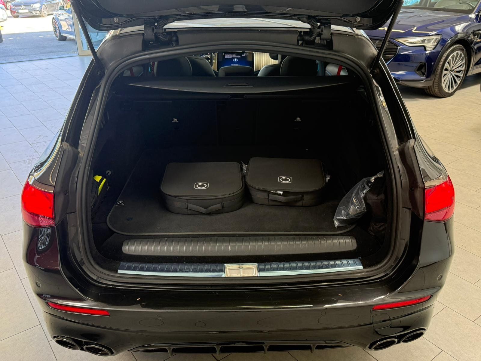 Fahrzeugabbildung Mercedes-Benz E 53 Hybrid 4M+ T DRIVERS+AHK+PANO+NIGHT+DISTR