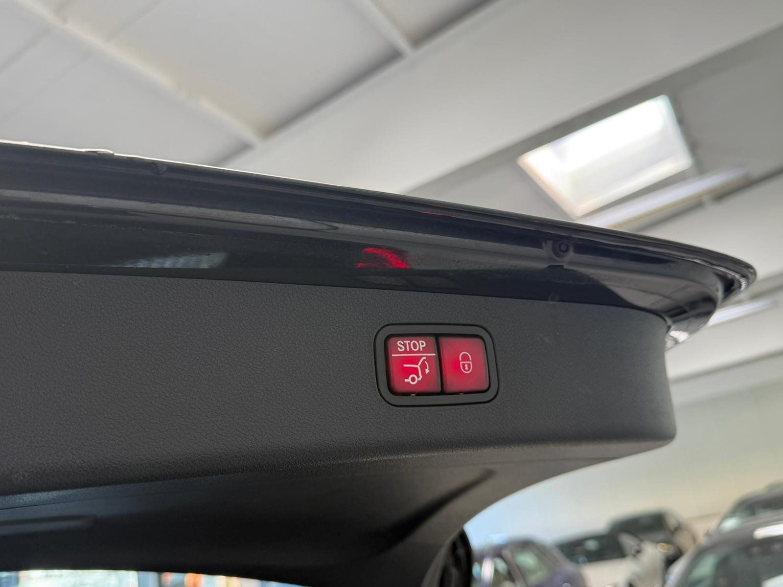 Fahrzeugabbildung Mercedes-Benz E 53 Hybrid 4M+ T DRIVERS+AHK+PANO+NIGHT+DISTR