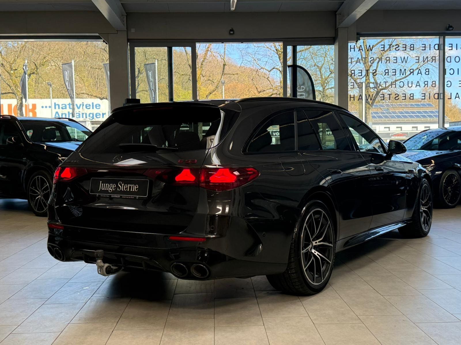 Fahrzeugabbildung Mercedes-Benz E 53 Hybrid 4M+ T DRIVERS+AHK+PANO+NIGHT+DISTR