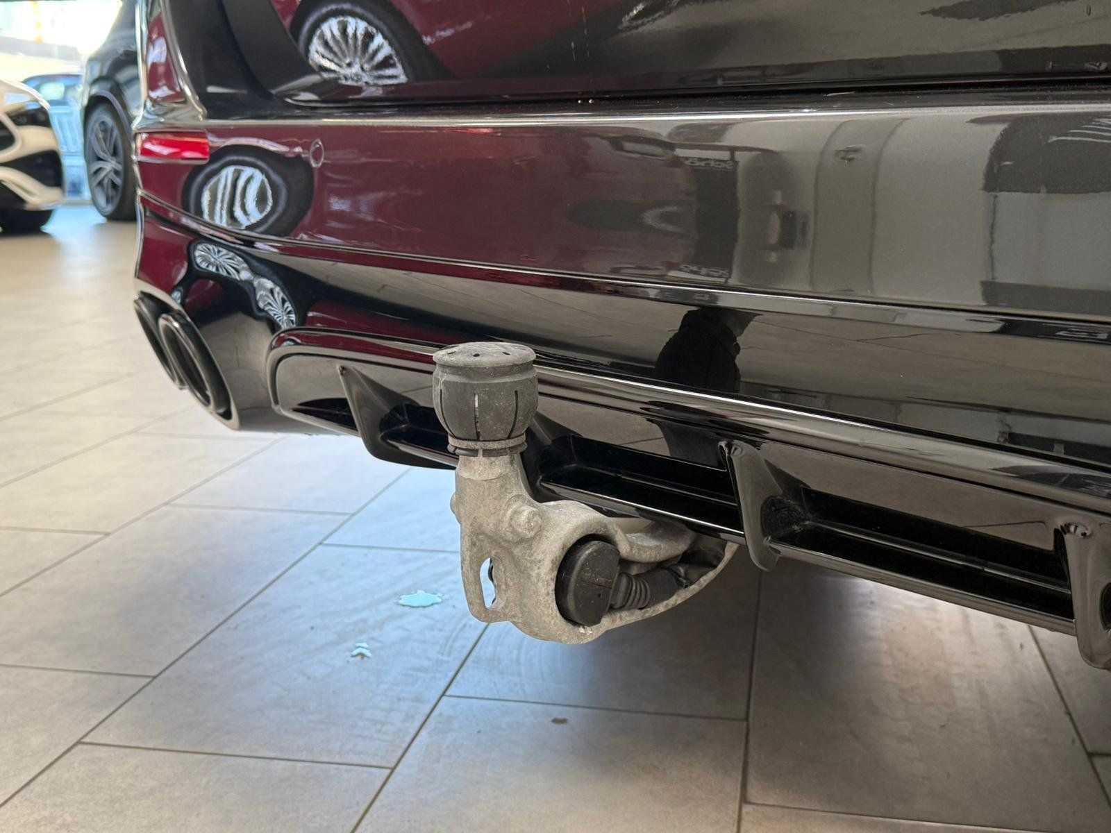 Fahrzeugabbildung Mercedes-Benz E 53 Hybrid 4M+ T DRIVERS+AHK+PANO+NIGHT+DISTR