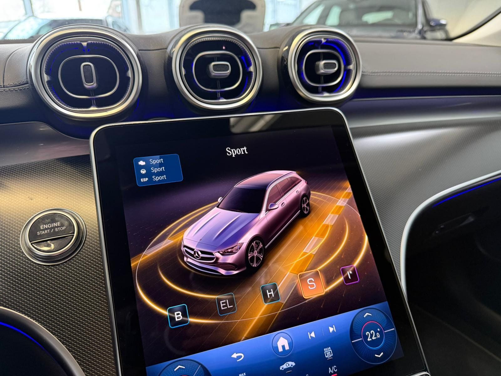 Fahrzeugabbildung Mercedes-Benz C 300 de 4M T AMG PREMIUM+PANO+360°+NIGHT+MEMORY