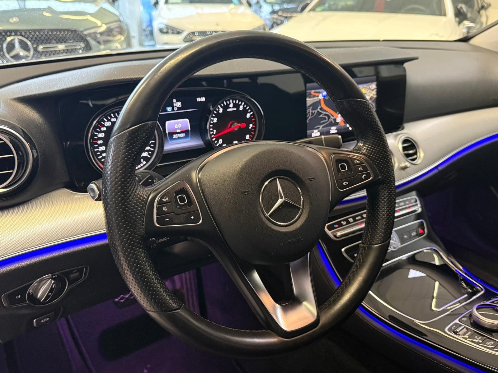 Fahrzeugabbildung Mercedes-Benz E 200 T Avantgarde VK NUR AN GEWERBE!