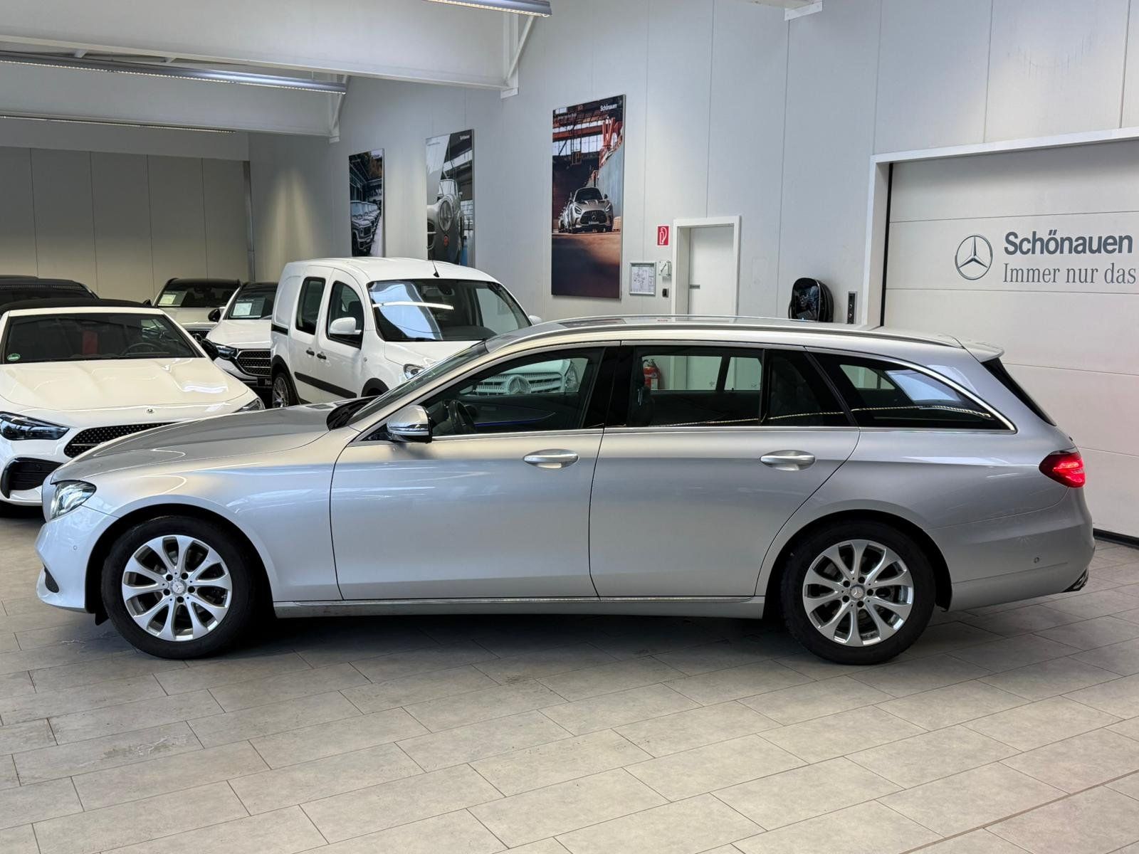 Fahrzeugabbildung Mercedes-Benz E 200 T Avantgarde VK NUR AN GEWERBE!