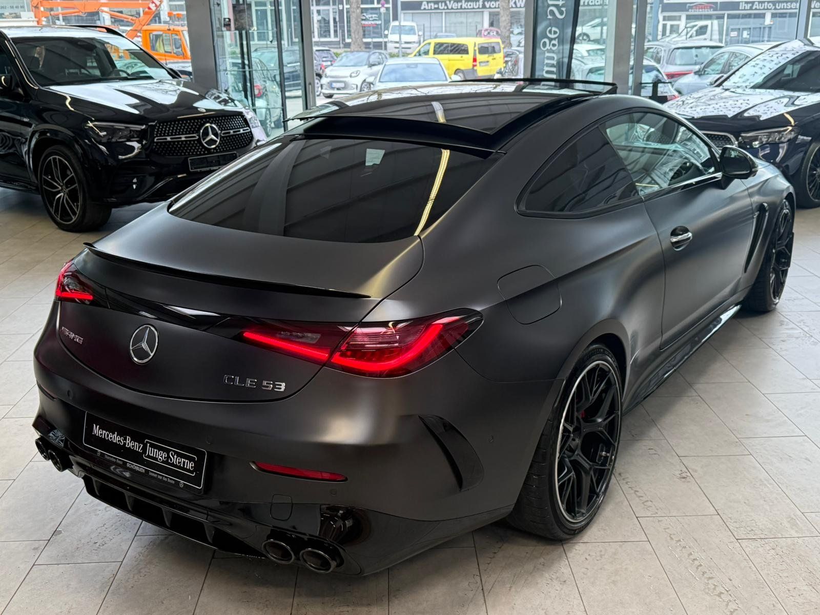 Fahrzeugabbildung Mercedes-Benz CLE 53 4M+ CARBON+PERFSITZE+HUD+PANO+DIST+BURM3D