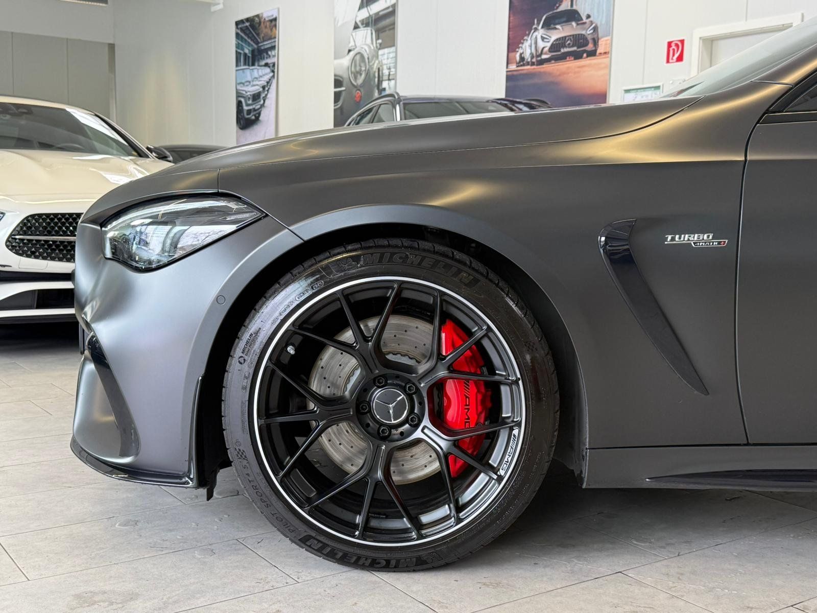 Fahrzeugabbildung Mercedes-Benz CLE 53 4M+ CARBON+PERFSITZE+HUD+PANO+DIST+BURM3D