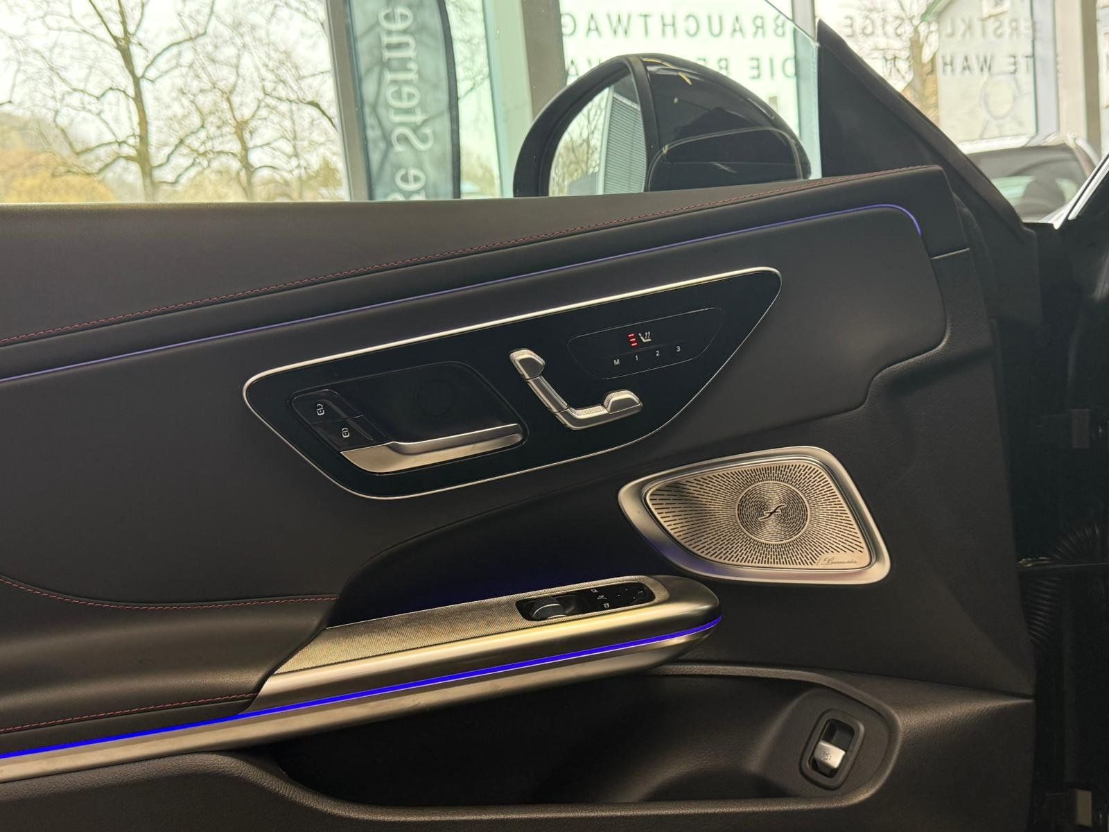 Fahrzeugabbildung Mercedes-Benz CLE 53 4M+ CARBON+PERFSITZE+HUD+PANO+DIST+BURM3D