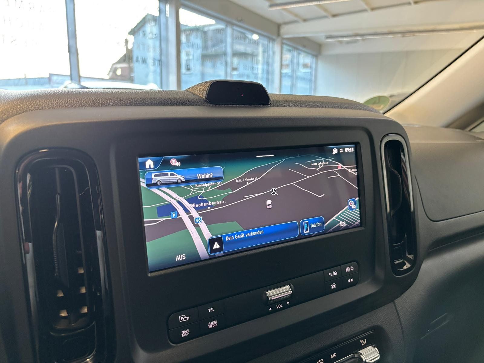 Fahrzeugabbildung Mercedes-Benz Vito 114 CDI Tourer PRO Lang AHK 3,2t+9Sitz+MBUX