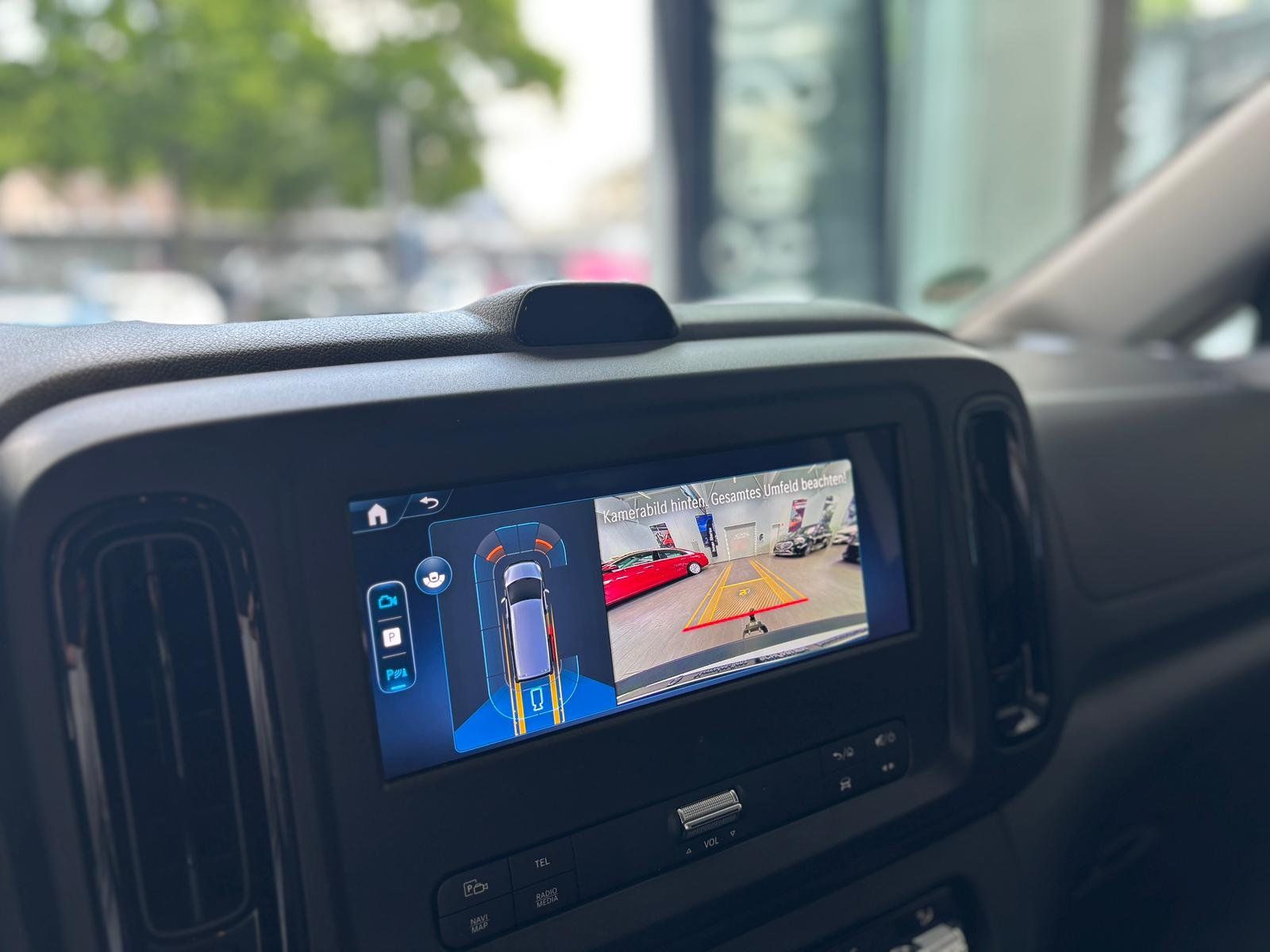 Fahrzeugabbildung Mercedes-Benz Vito 114 CDI Tourer PRO Lang AHK 3,2t+9Sitz+MBUX