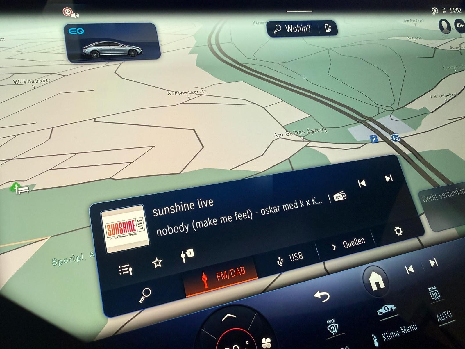 Fahrzeugabbildung Mercedes-Benz EQE 300 ELECTRIC ART AIRM+HYPER+BURM3D+PANO+20"