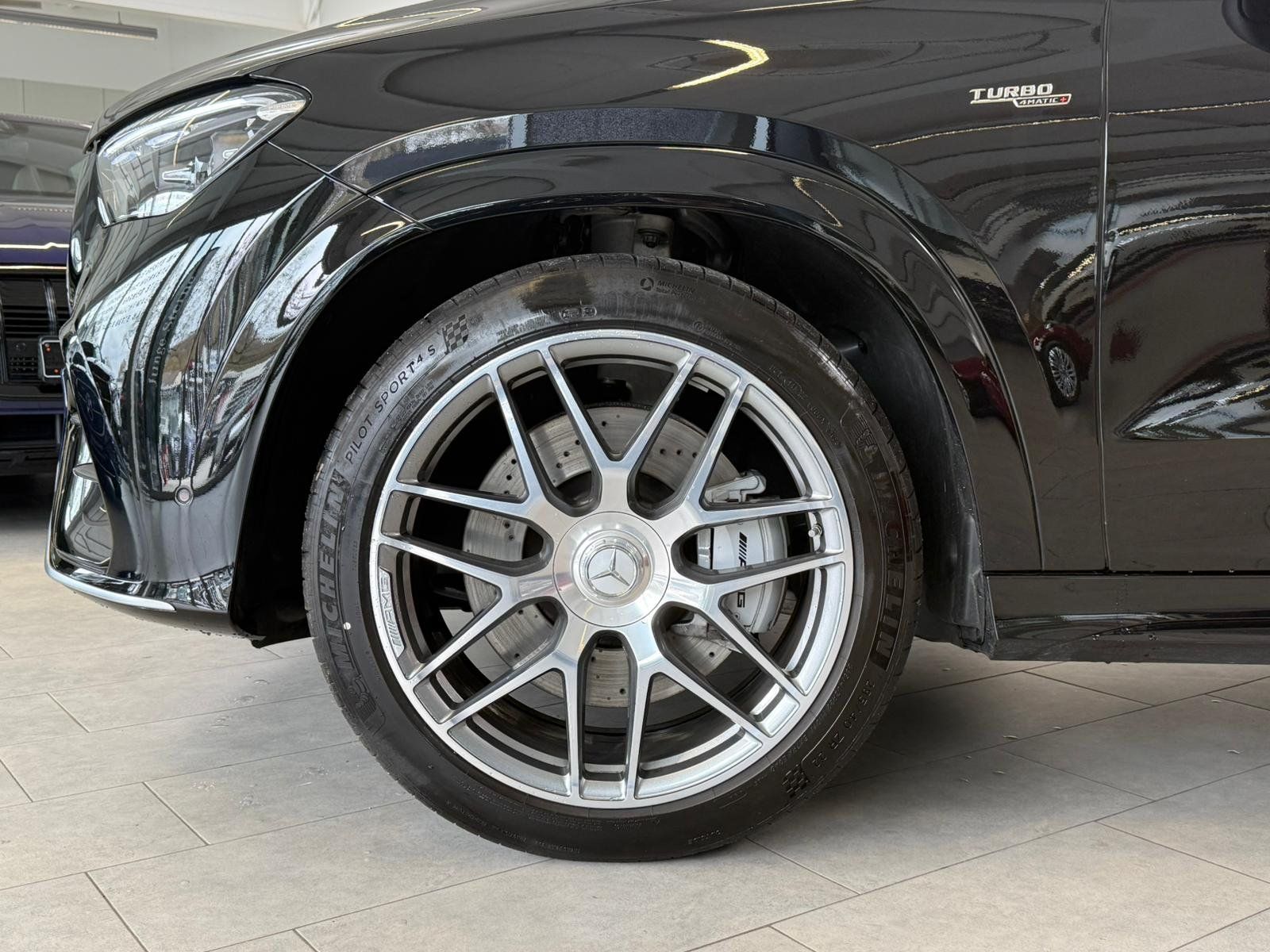 Fahrzeugabbildung Mercedes-Benz GLE 53 4M+ AMG NAPPA BEIGE+AHK+PANO+BURM+STDHZ