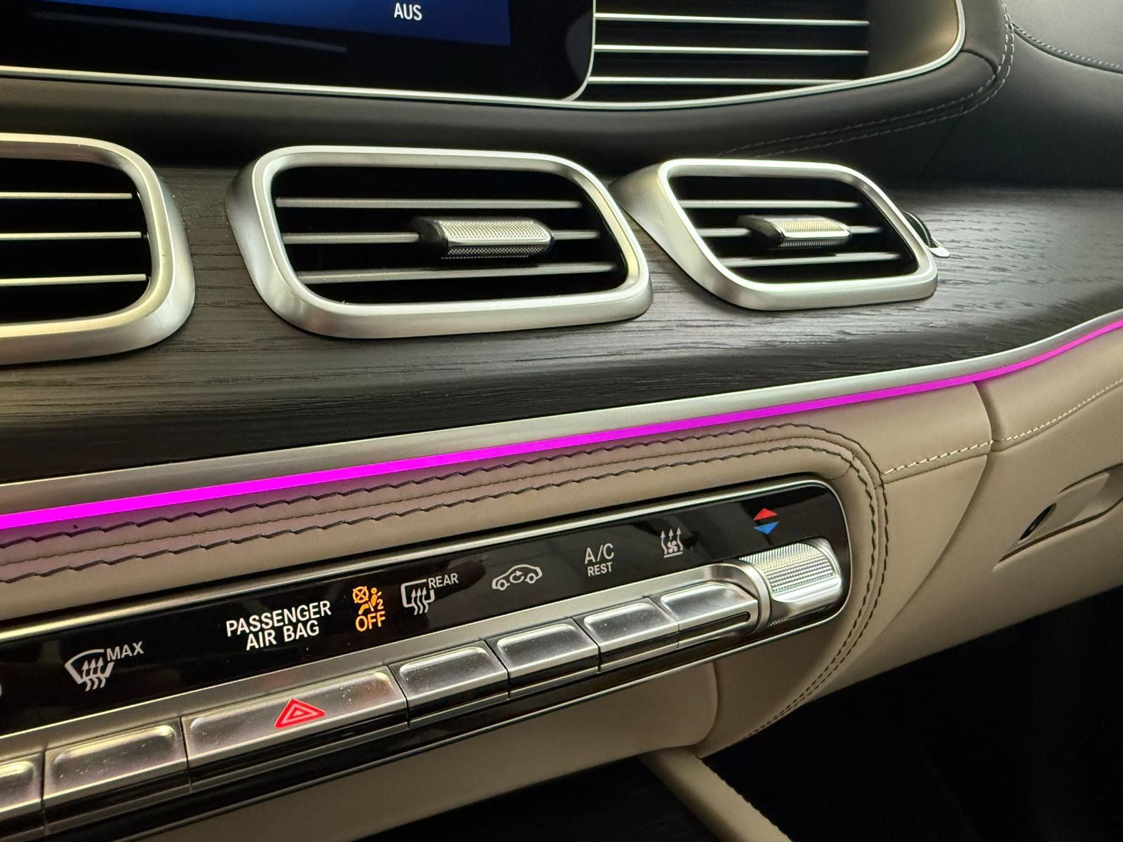 Fahrzeugabbildung Mercedes-Benz GLE 53 4M+ AMG NAPPA BEIGE+AHK+PANO+BURM+STDHZ